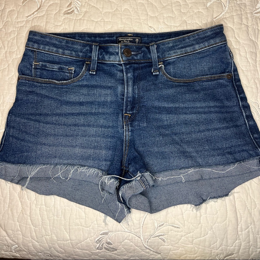 Abercrombie & Fitch Harper Low Rise Jean Short, Size 26/2